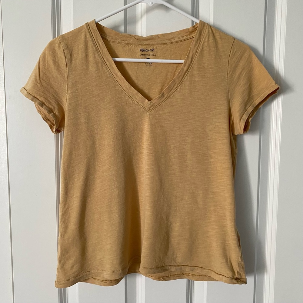 Madewell Whisper Cotton V-neck tee, Womens XS, Yellow Gold